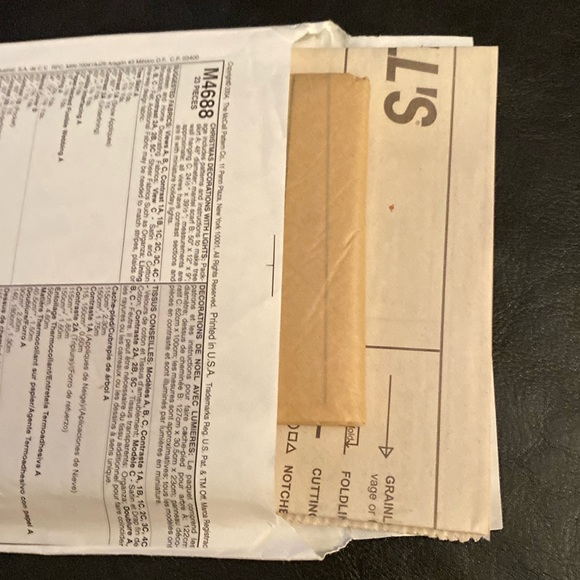 McCall's Crafts 4688 uncut sewing pattern - Picture 3 of 4